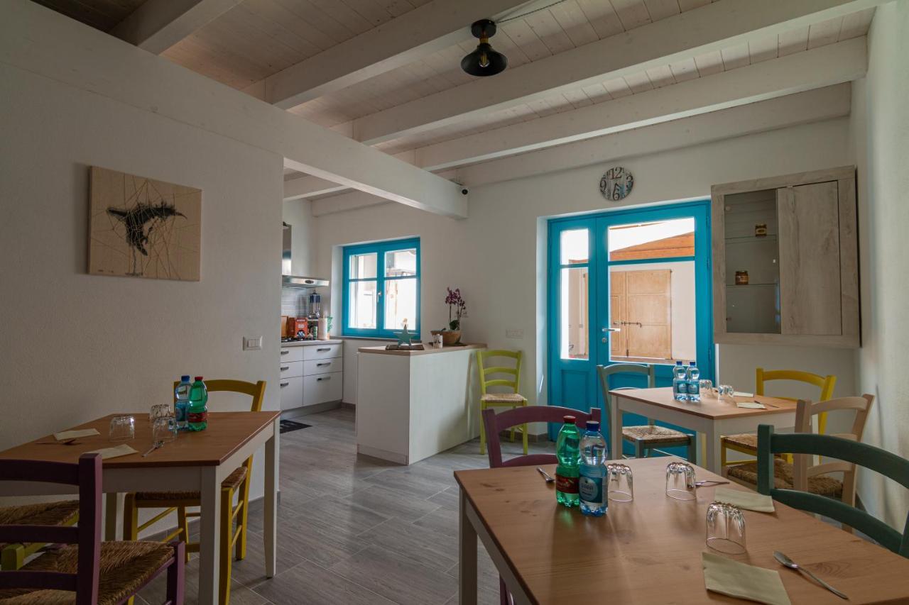 La Vecchia Dimora Bed & Breakfast Marrùbiu Екстериор снимка