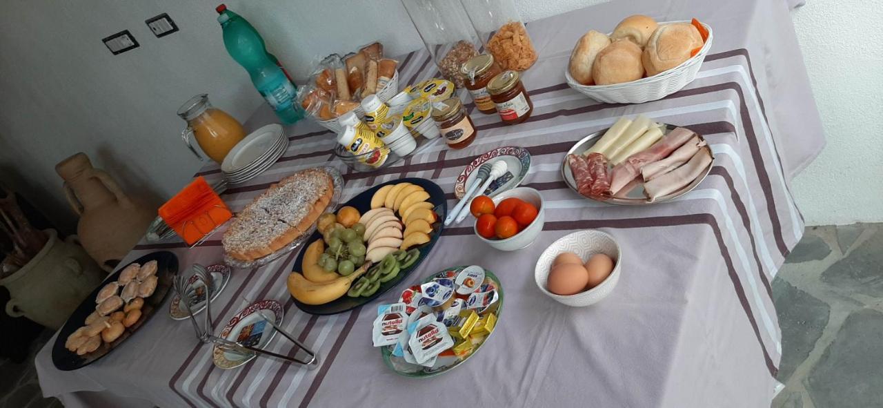 La Vecchia Dimora Bed & Breakfast Marrùbiu Екстериор снимка